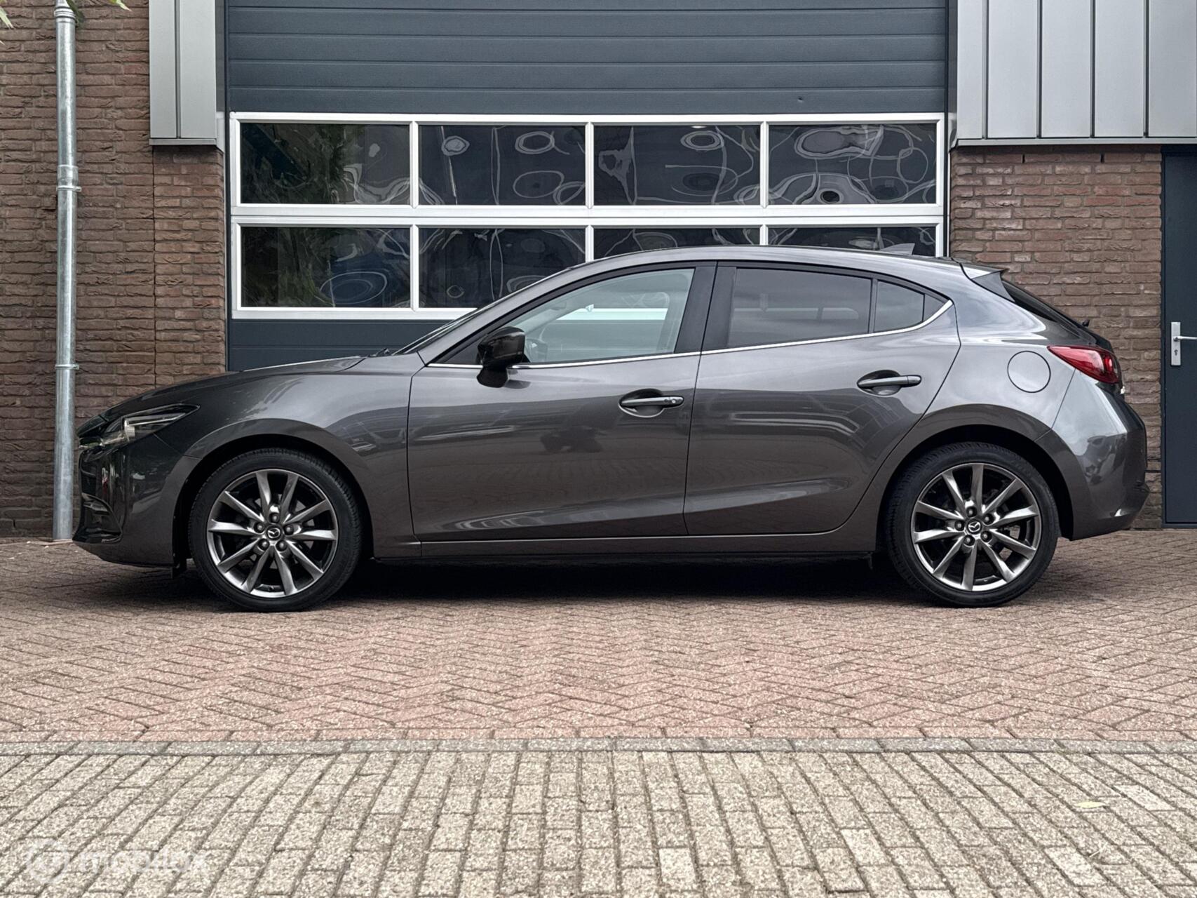 Foto van Mazda 3