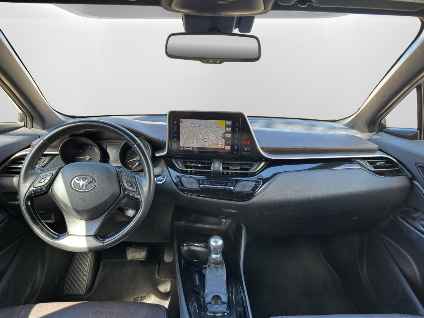 Foto van Toyota Toyota C-hr