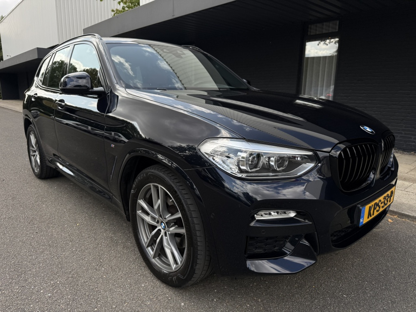 Foto van BMW X3 Xdrive20i