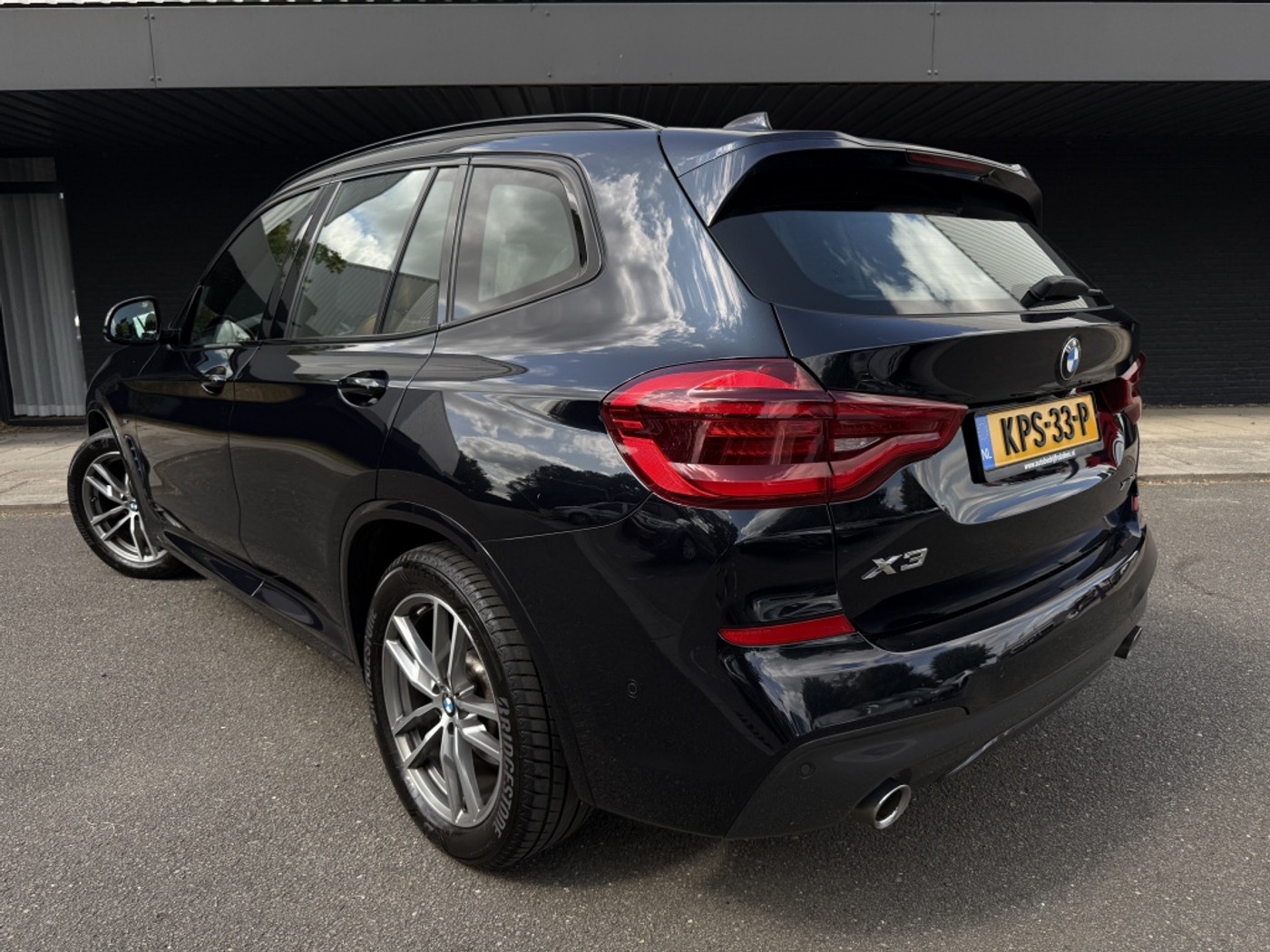 Foto van BMW X3 Xdrive20i