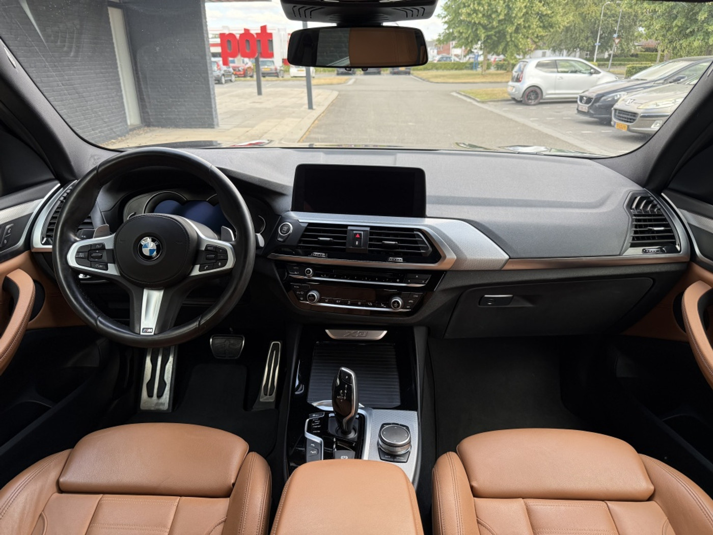 Foto van BMW X3 Xdrive20i