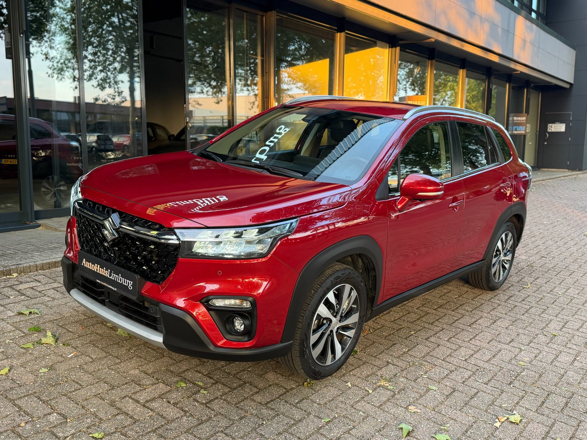 Suzuki S-cross 1.5 Hybrid Style|Camera|Nav|Automaat|Nieuwstaat 2023 - voorkant