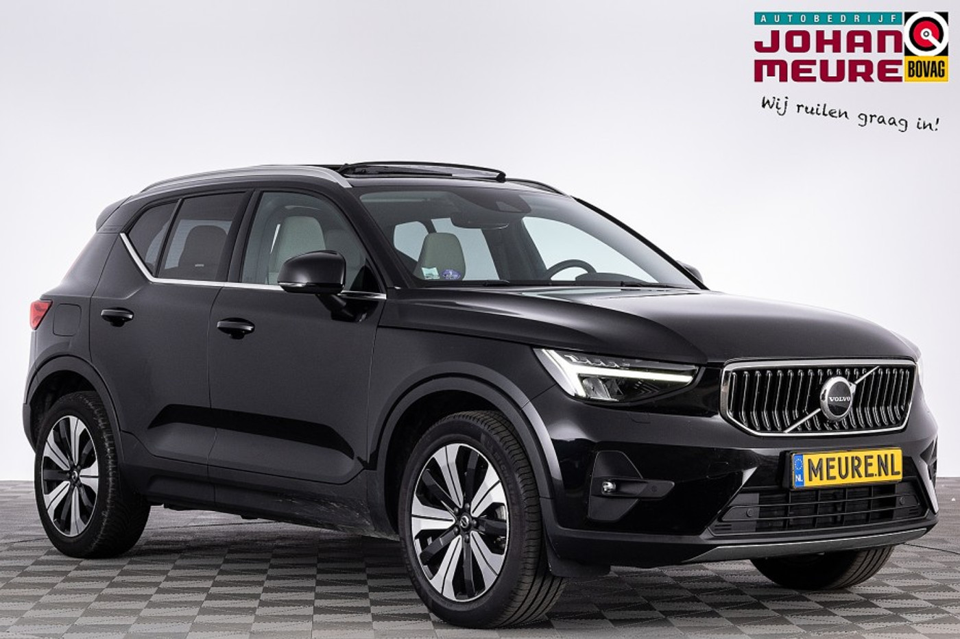 Volvo XC40 1.5 T4 Plug-in hybrid Ultimate Bright | PANORAMADAK | LEDER | harman/kardon 2022 - voorkant