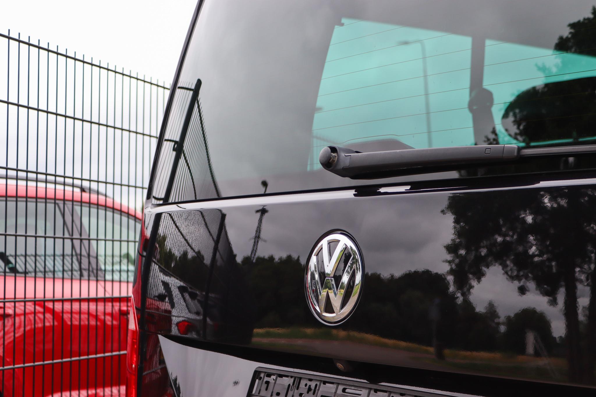 Foto van Volkswagen Transporter Caravelle