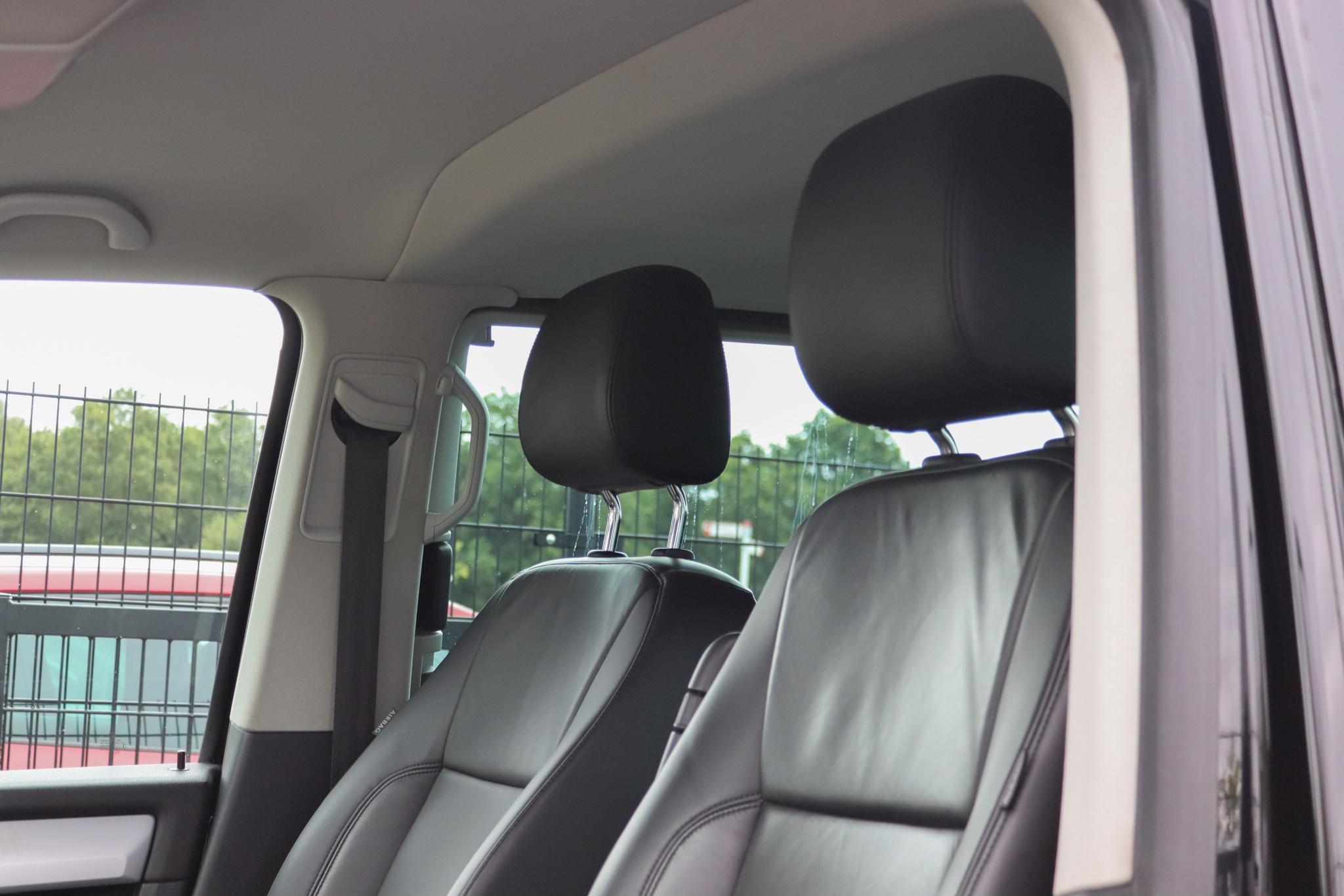 Foto van Volkswagen Transporter Caravelle