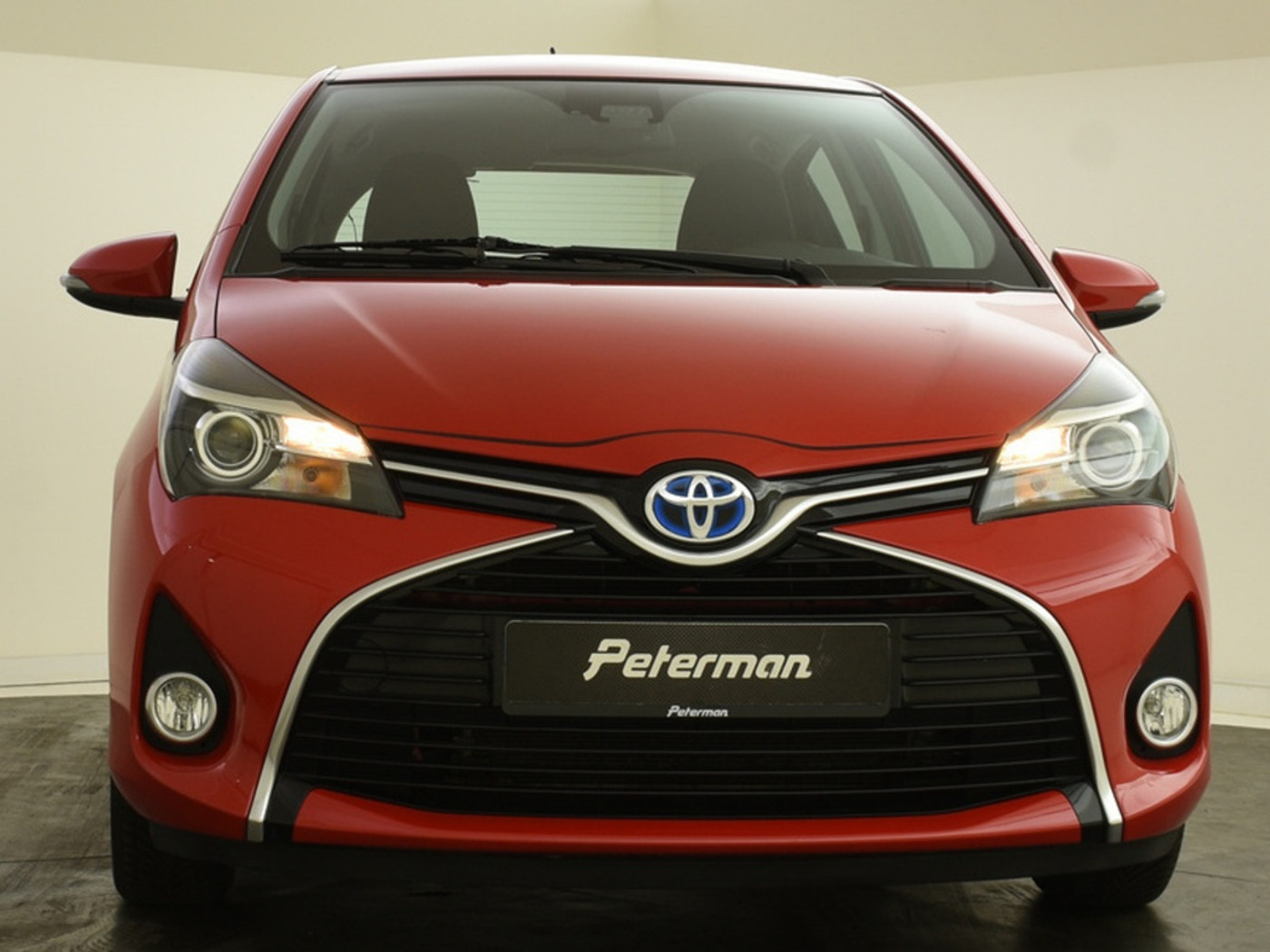 Foto van Toyota Toyota Yaris Hybrid