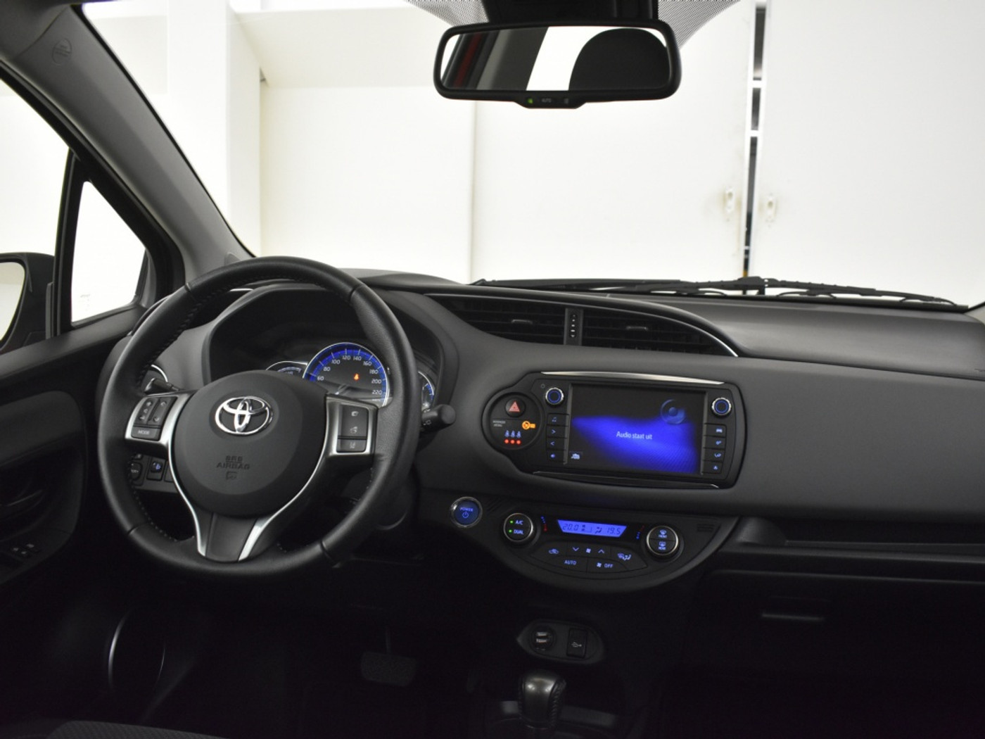 Foto van Toyota Toyota Yaris Hybrid