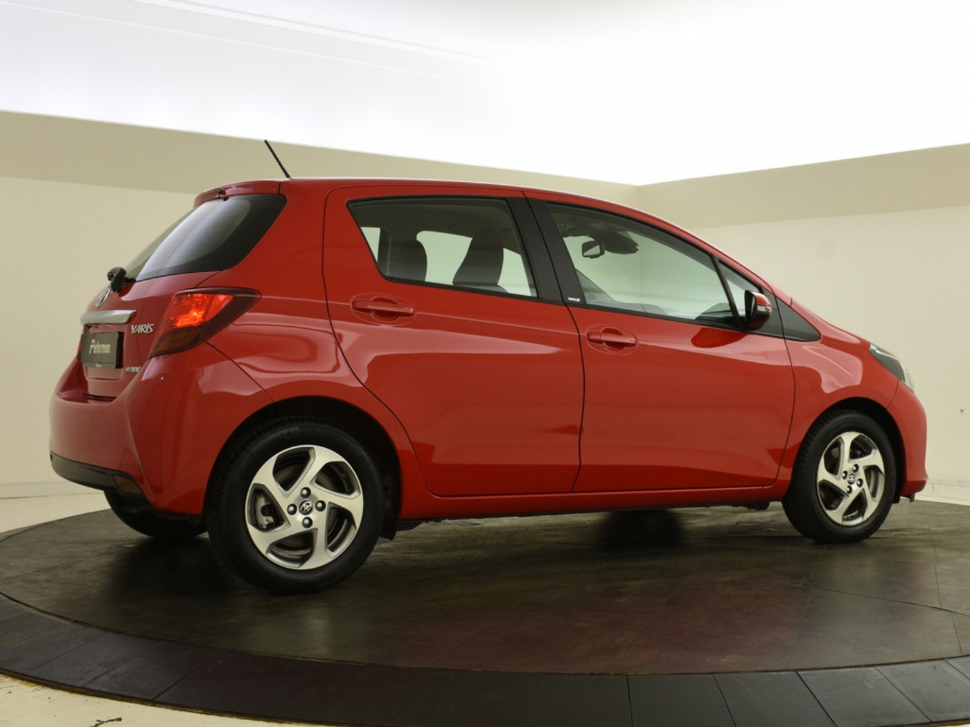 Foto van Toyota Toyota Yaris Hybrid