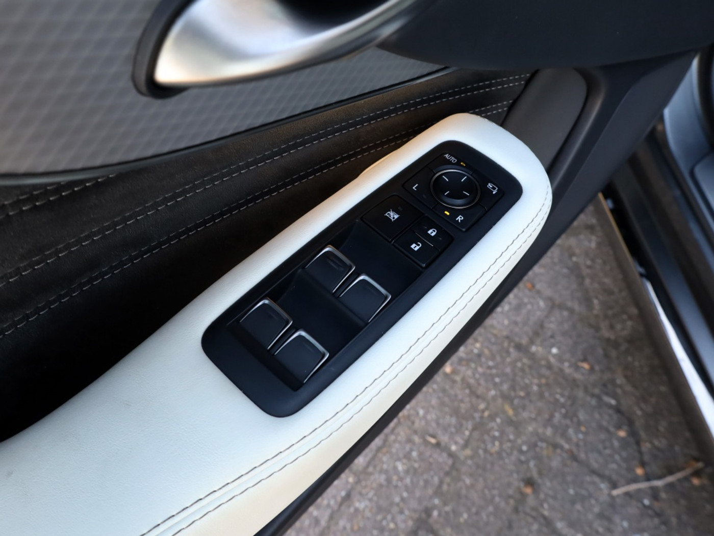 Foto van Lexus Lexus Ls500h