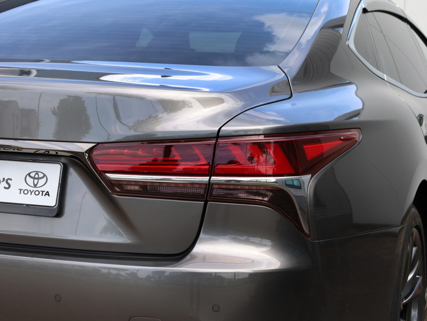 Foto van Lexus Lexus Ls500h