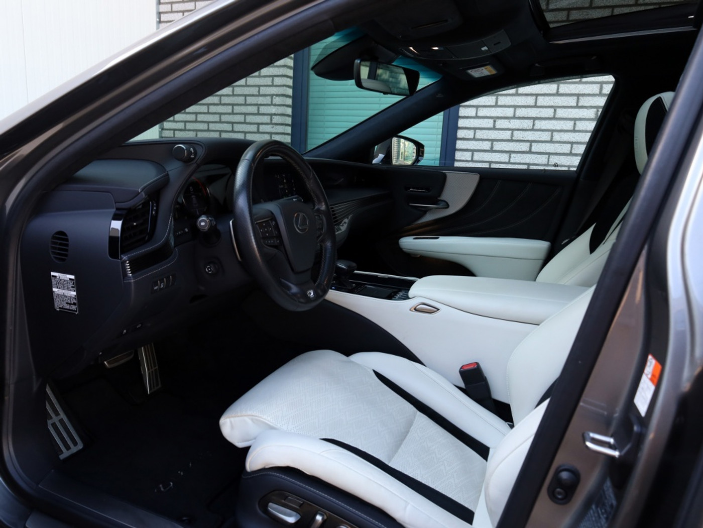 Foto van Lexus Lexus Ls500h