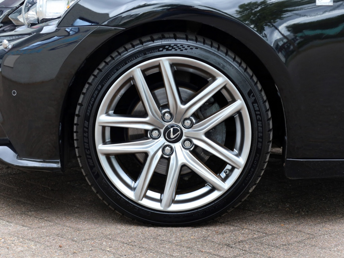Foto van Lexus Lexus Is300h