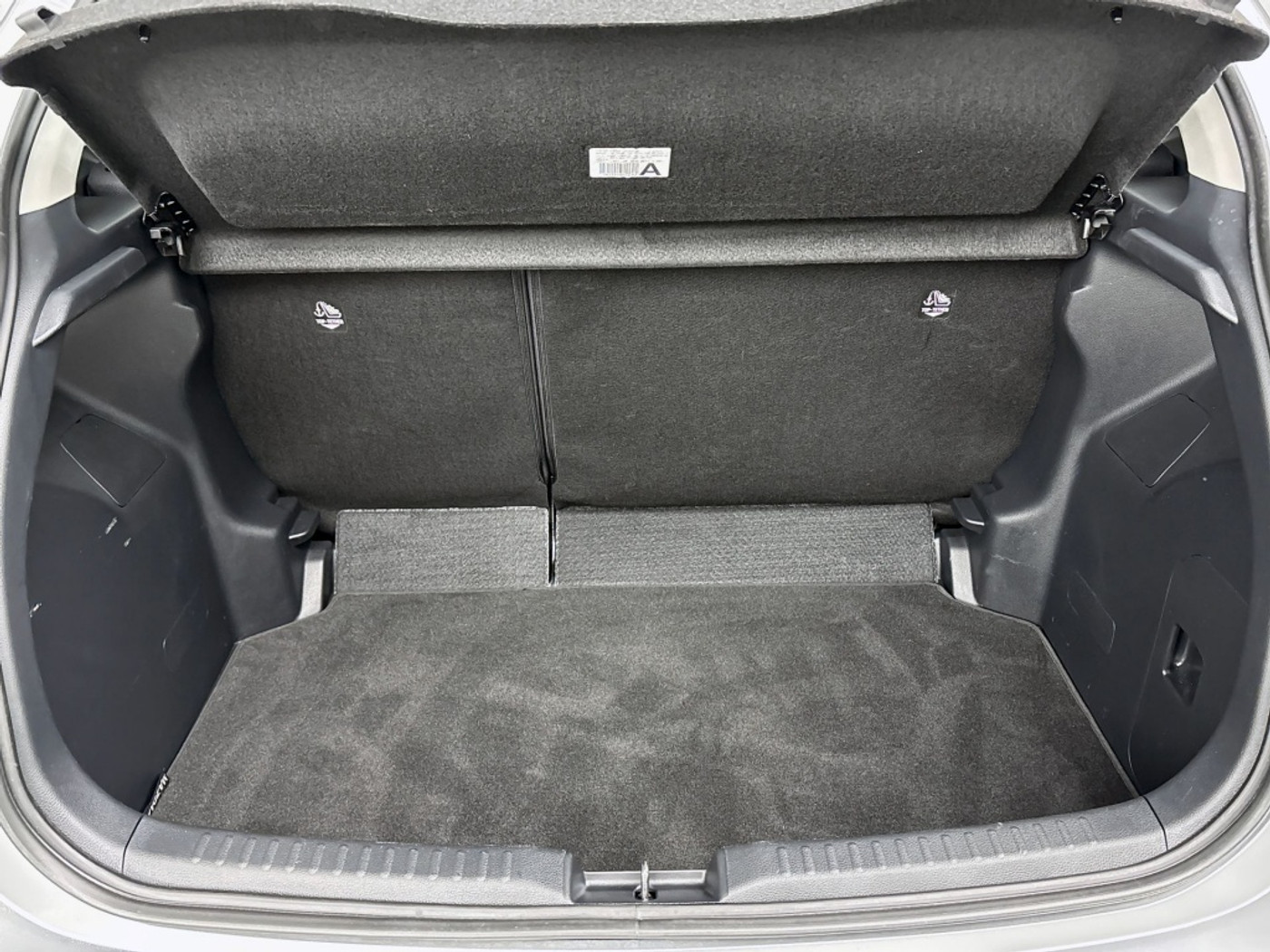 Foto van Mazda 2 Hybrid