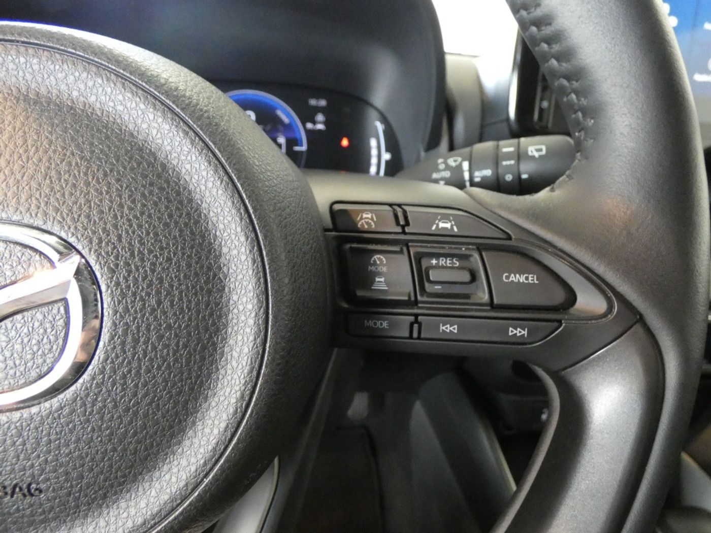 Foto van Mazda 2 Hybrid