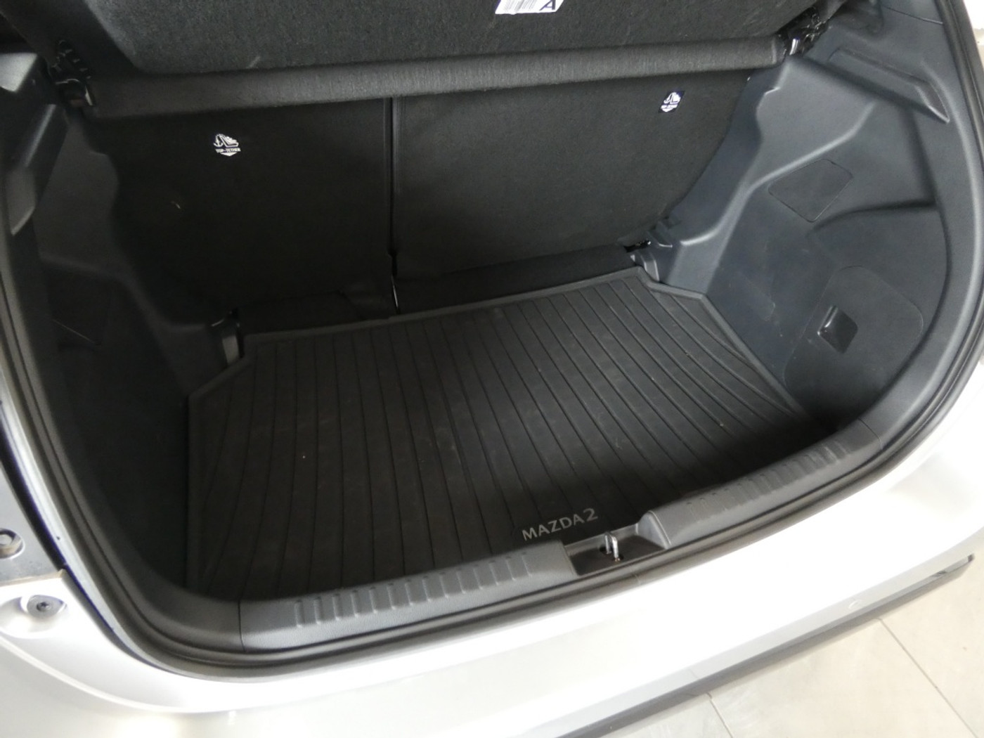 Foto van Mazda 2 Hybrid