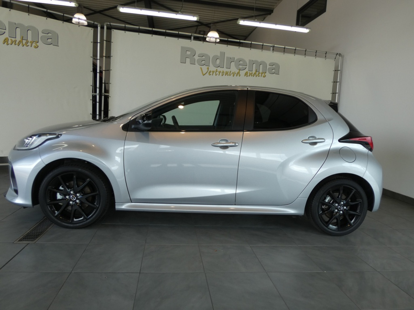 Foto van Mazda 2 Hybrid