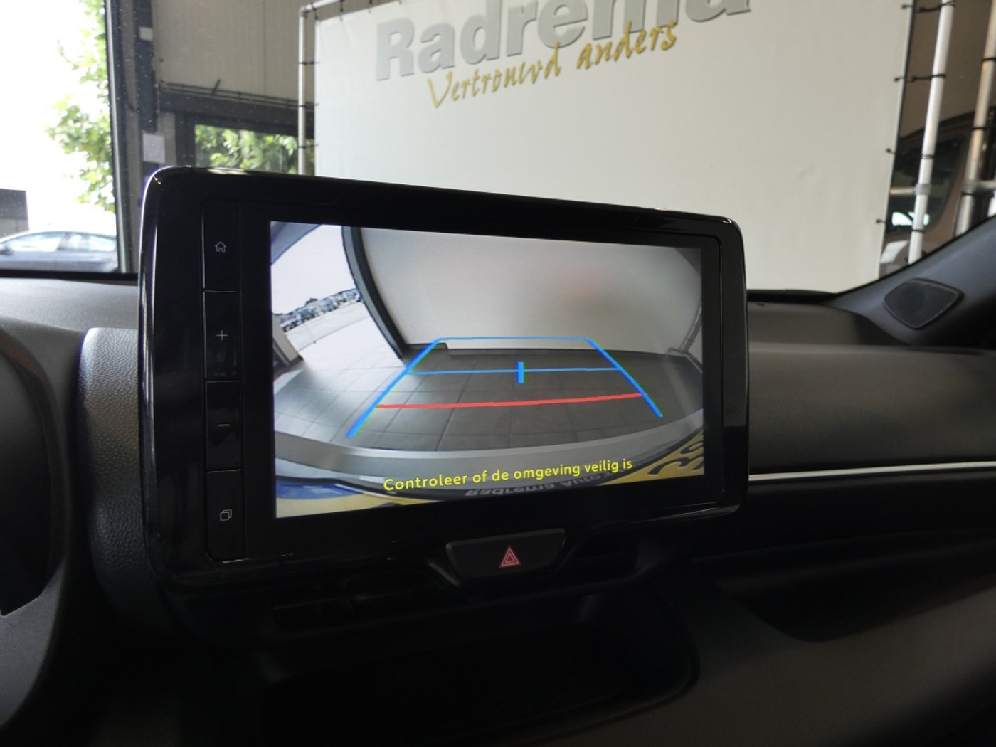 Foto van Mazda 2 Hybrid