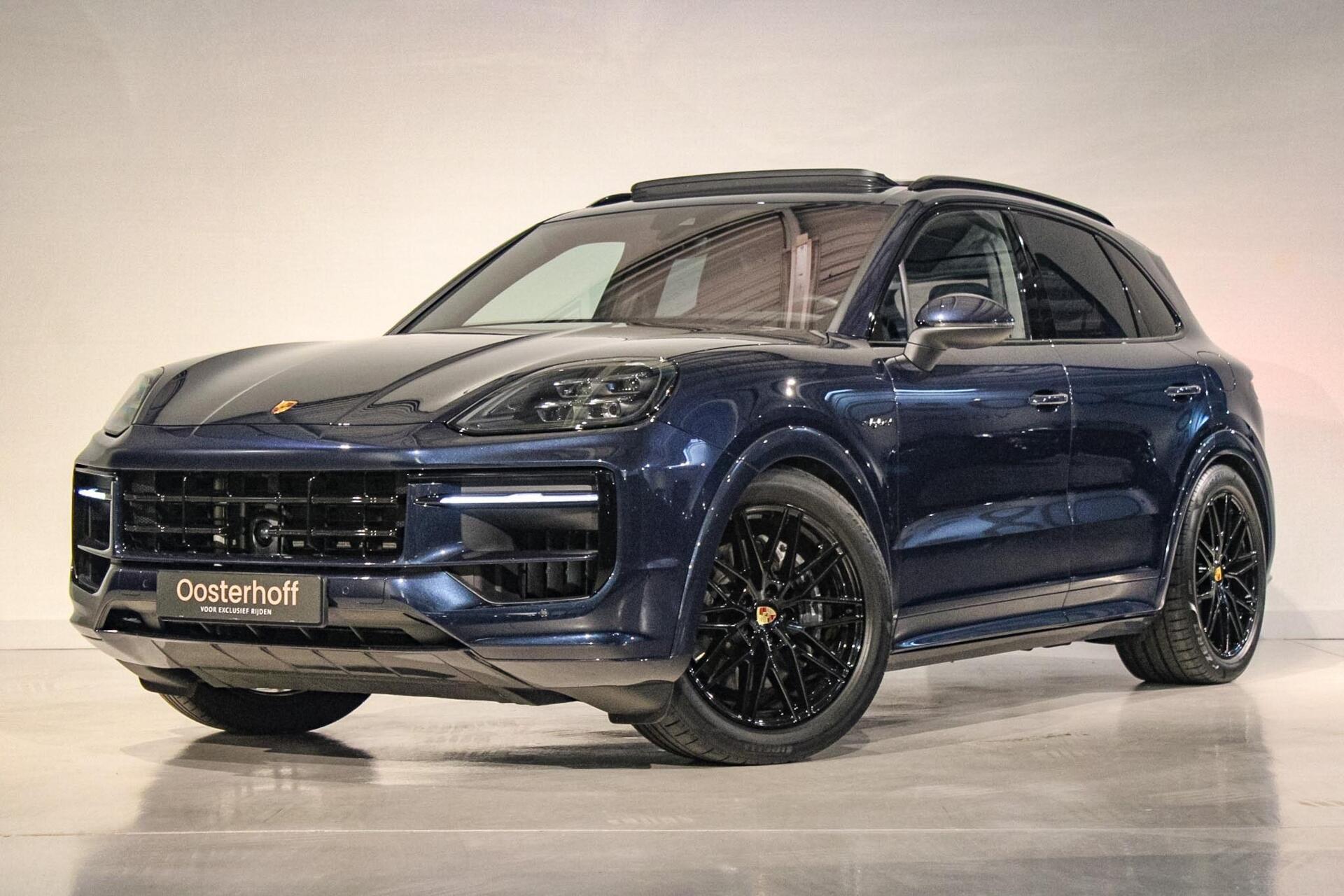 Porsche Cayenne E-hybrid 3.0 E-Hybrid Sport Design/Chrono | PANO 2024 - voorkant