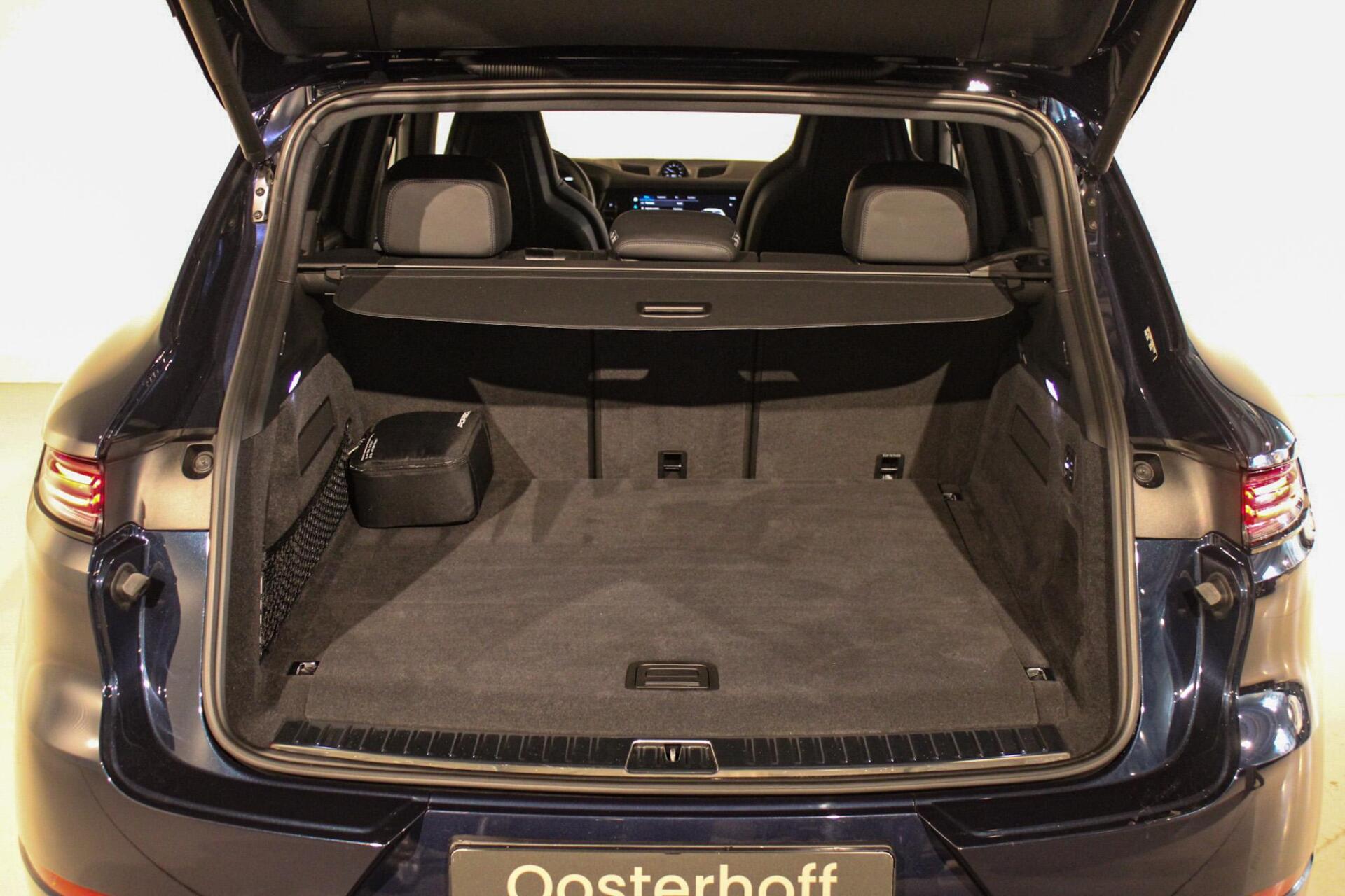 Foto van Porsche Cayenne E-hybrid