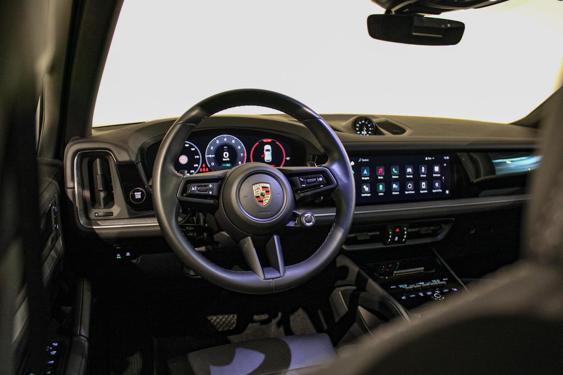 Foto van Porsche Cayenne E-hybrid