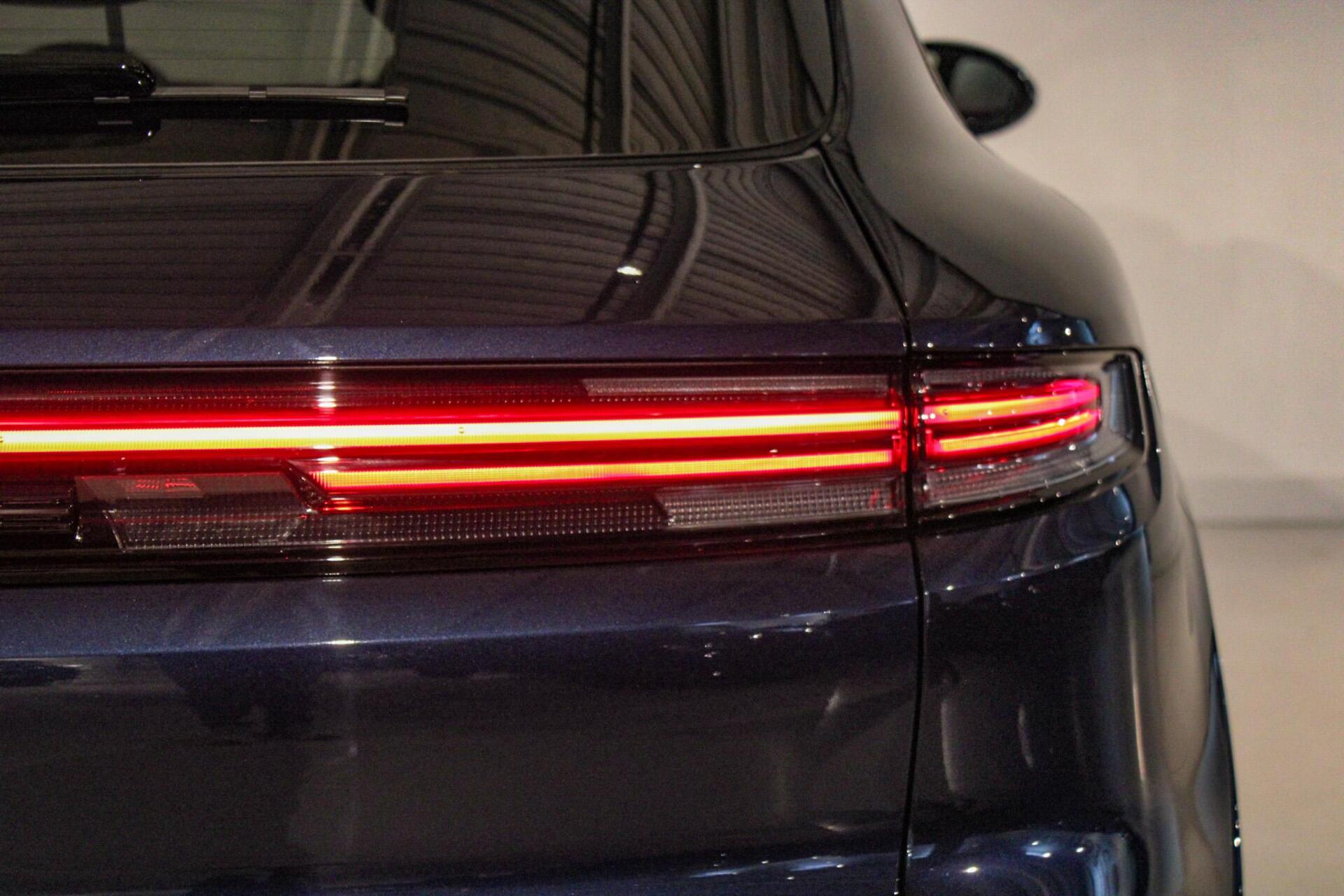 Foto van Porsche Cayenne E-hybrid
