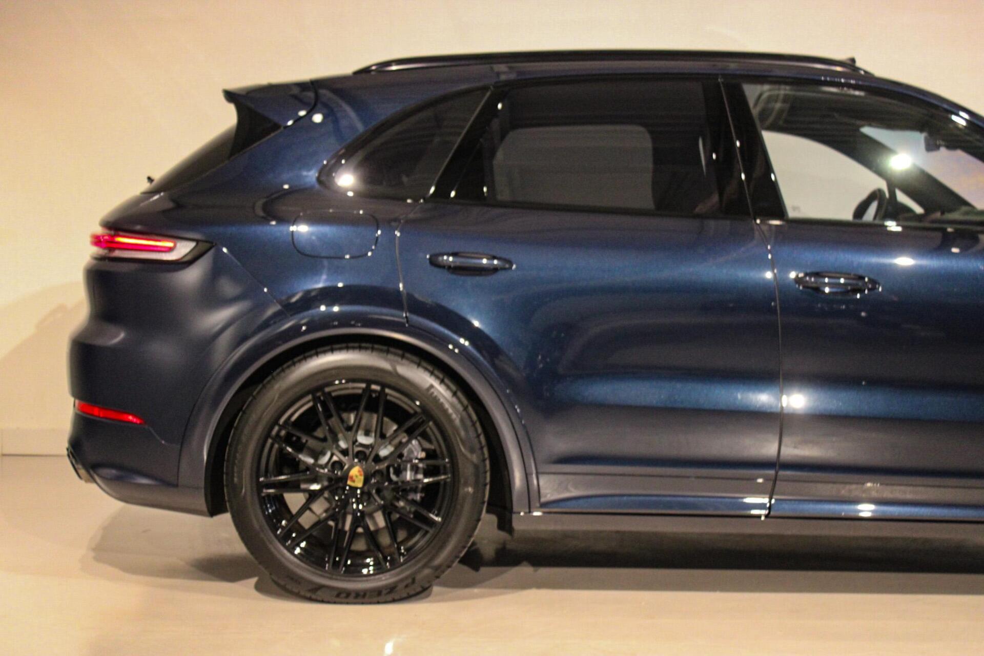 Foto van Porsche Cayenne E-hybrid