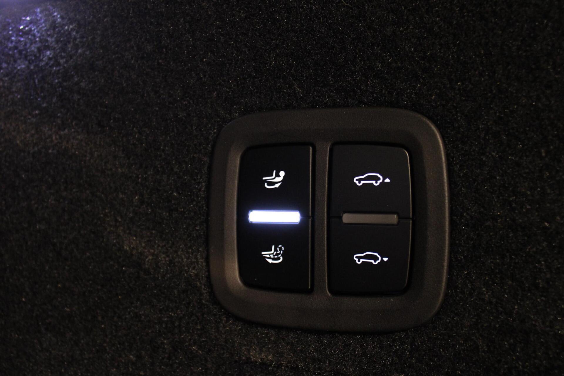 Foto van Porsche Cayenne E-hybrid