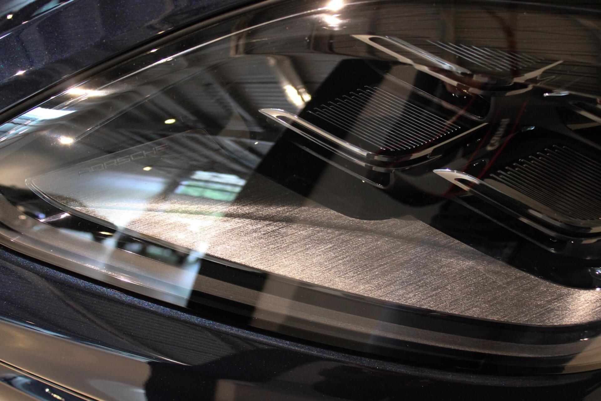 Foto van Porsche Cayenne E-hybrid