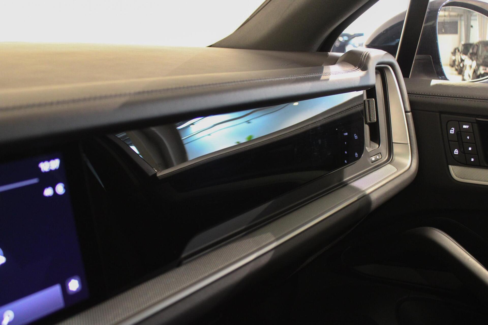 Foto van Porsche Cayenne E-hybrid