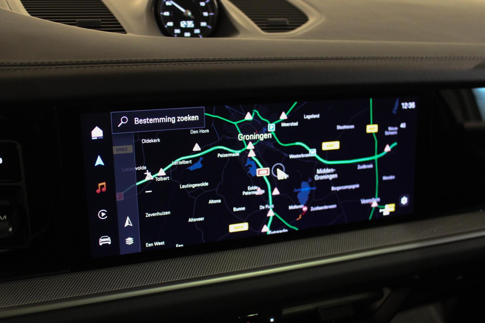 Foto van Porsche Cayenne E-hybrid