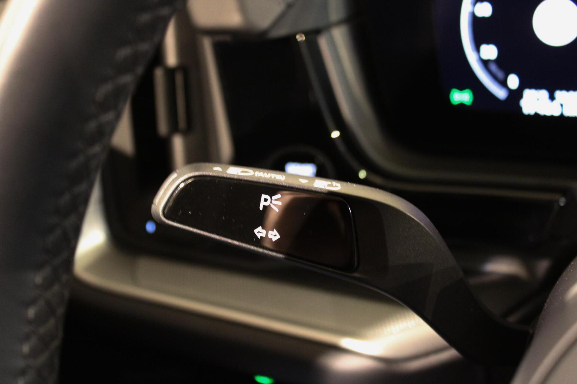 Foto van Porsche Cayenne E-hybrid
