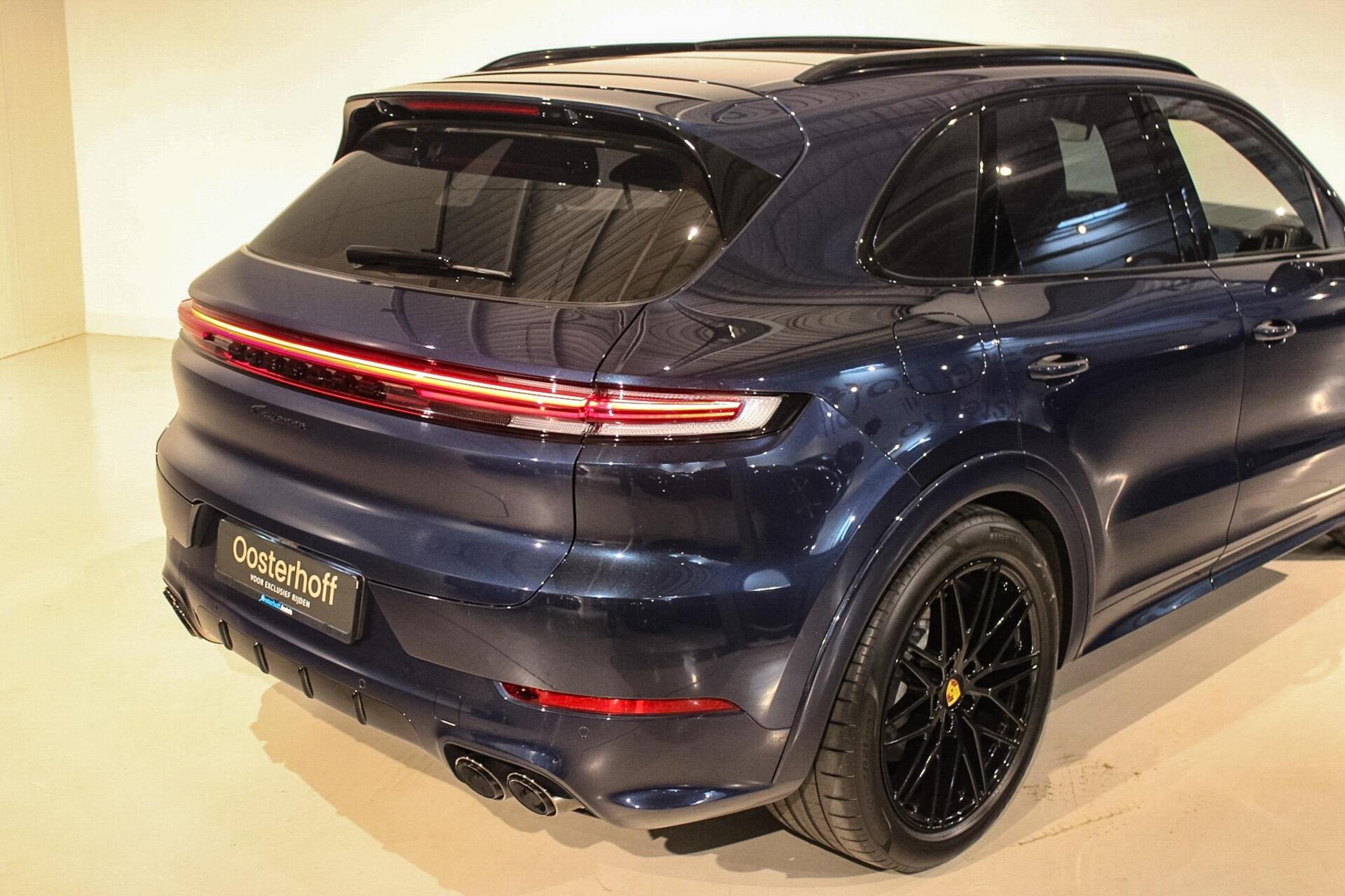 Foto van Porsche Cayenne E-hybrid