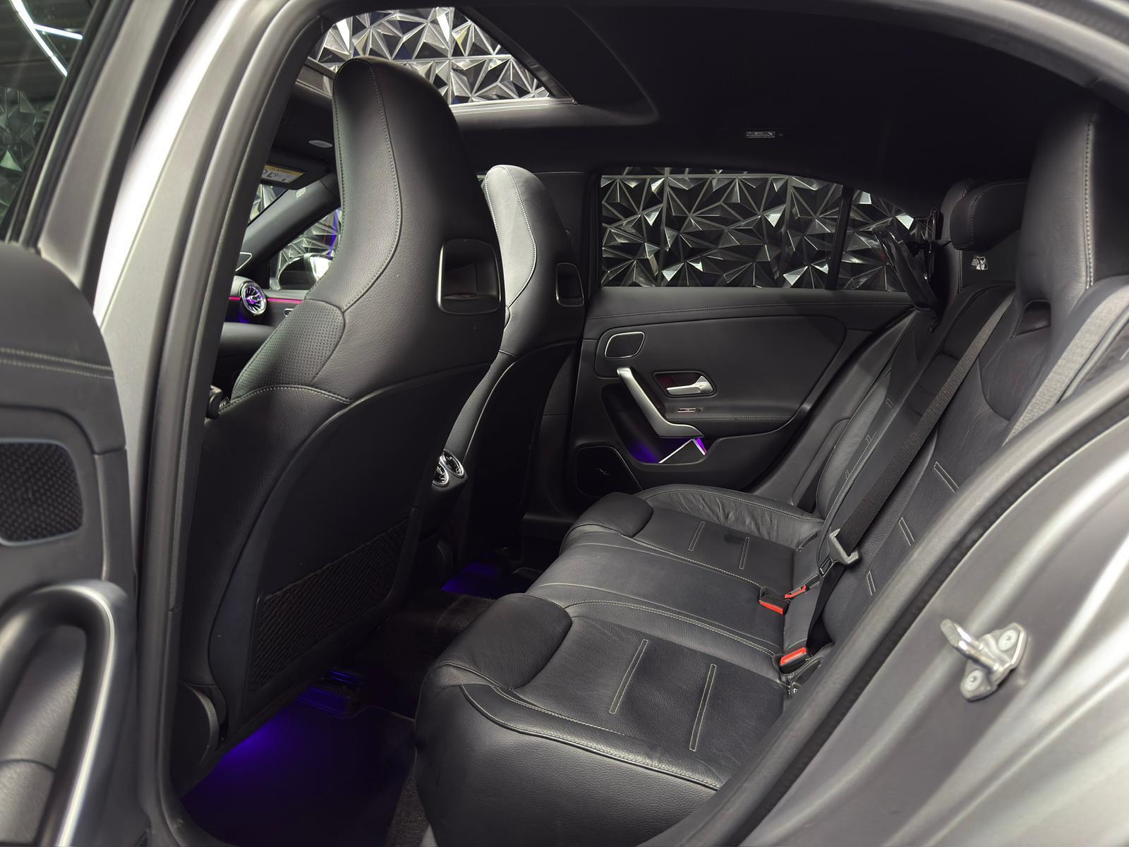 Foto van Mercedes-Benz A 220