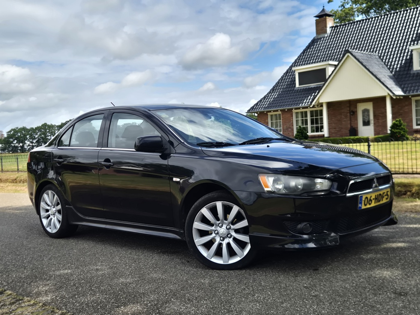 Foto van Mitsubishi Mitsubishi Lancer