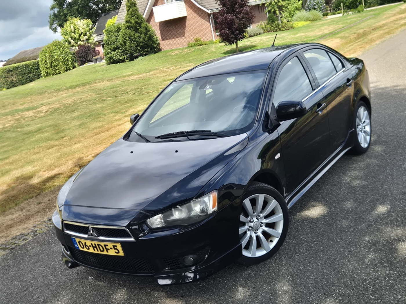 Foto van Mitsubishi Mitsubishi Lancer