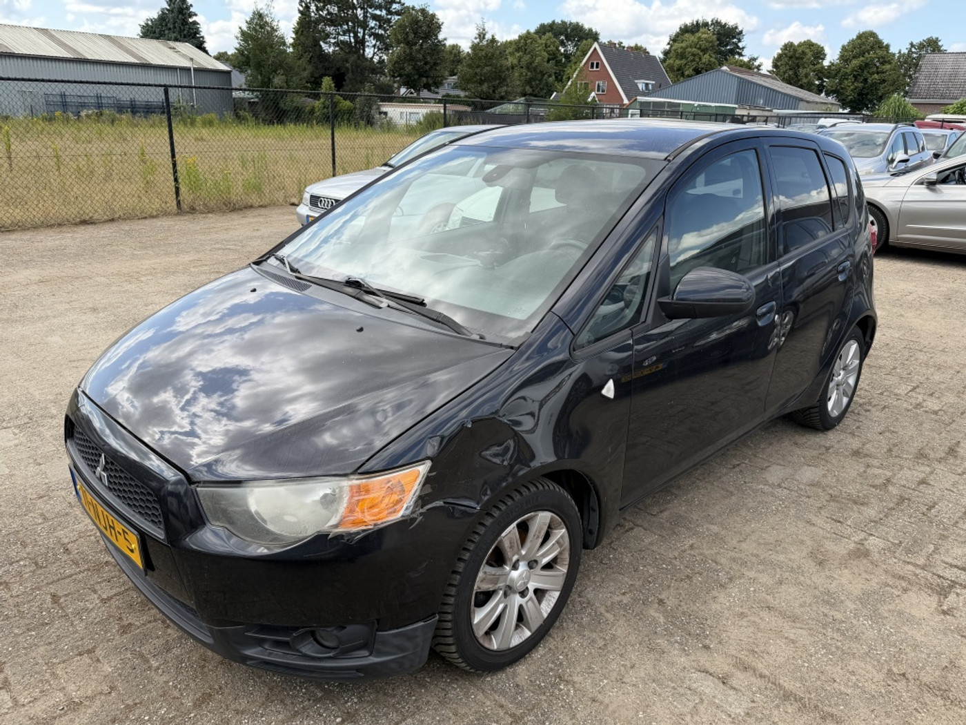 Mitsubishi Mitsubishi Colt 1.3 Edition Two| AIRCO| CRUISE| NAP| LM| CRUISE 2010 - voorkant