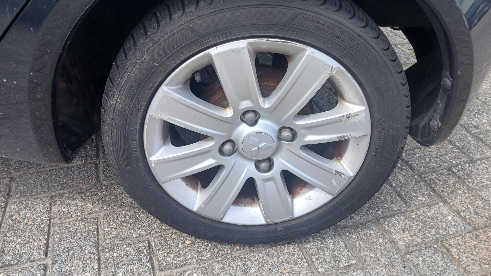 Foto van Mitsubishi Mitsubishi Colt