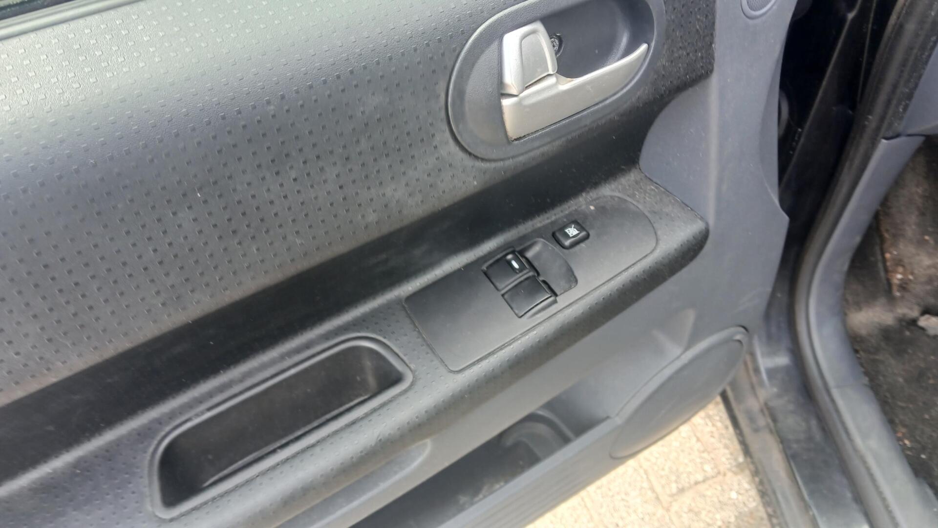 Foto van Mitsubishi Mitsubishi Colt