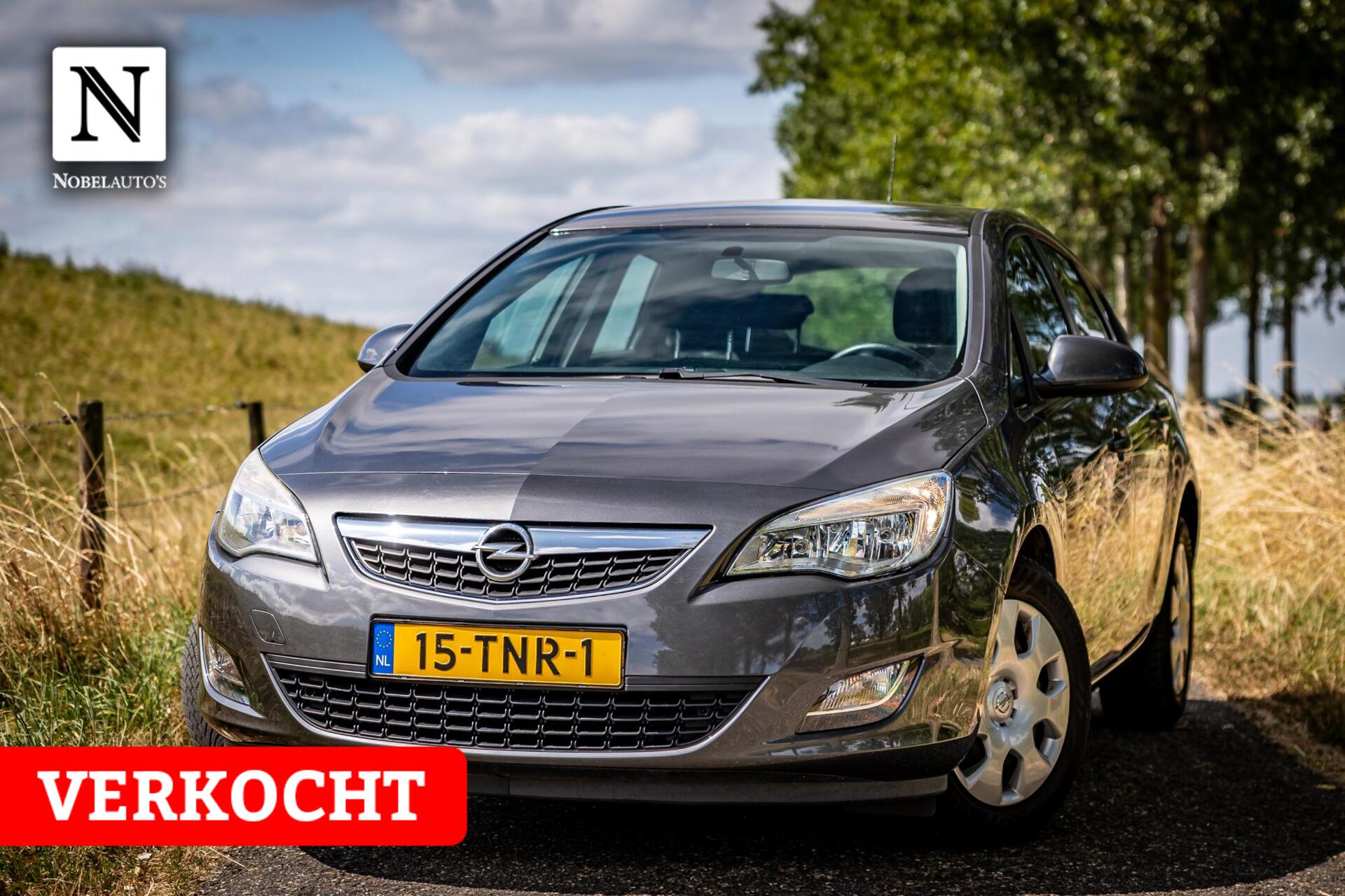 Opel Astra 1.4 Anniversary Edition | Inruilkoopje 2012 - voorkant