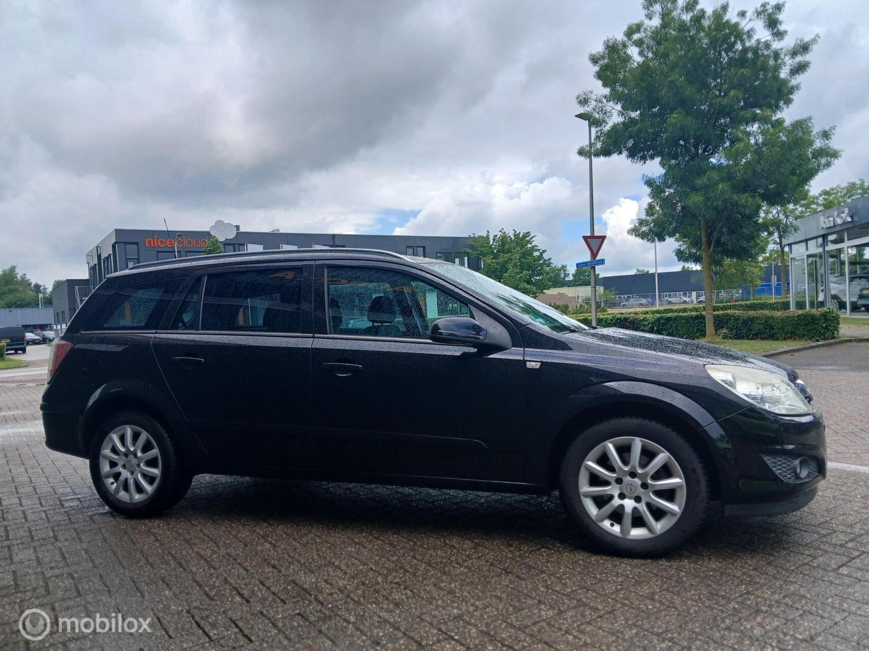 Foto van Opel Astra Station Wagon