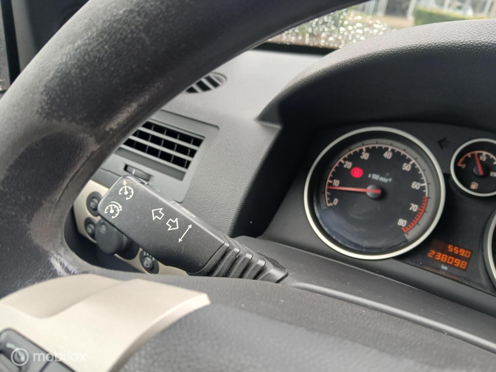 Foto van Opel Astra Station Wagon