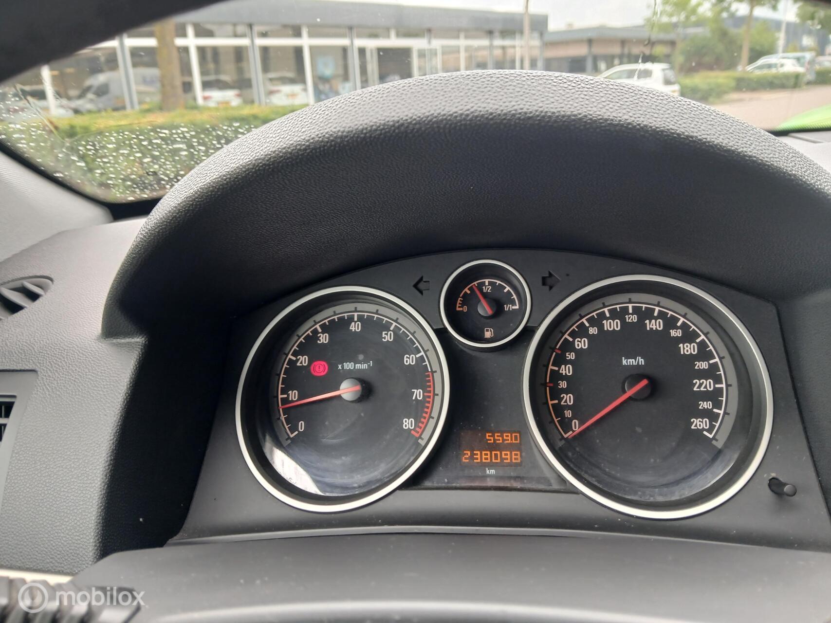 Foto van Opel Astra Station Wagon