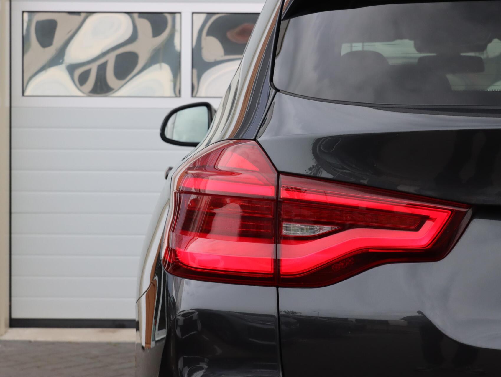 Foto van BMW X3 M40i