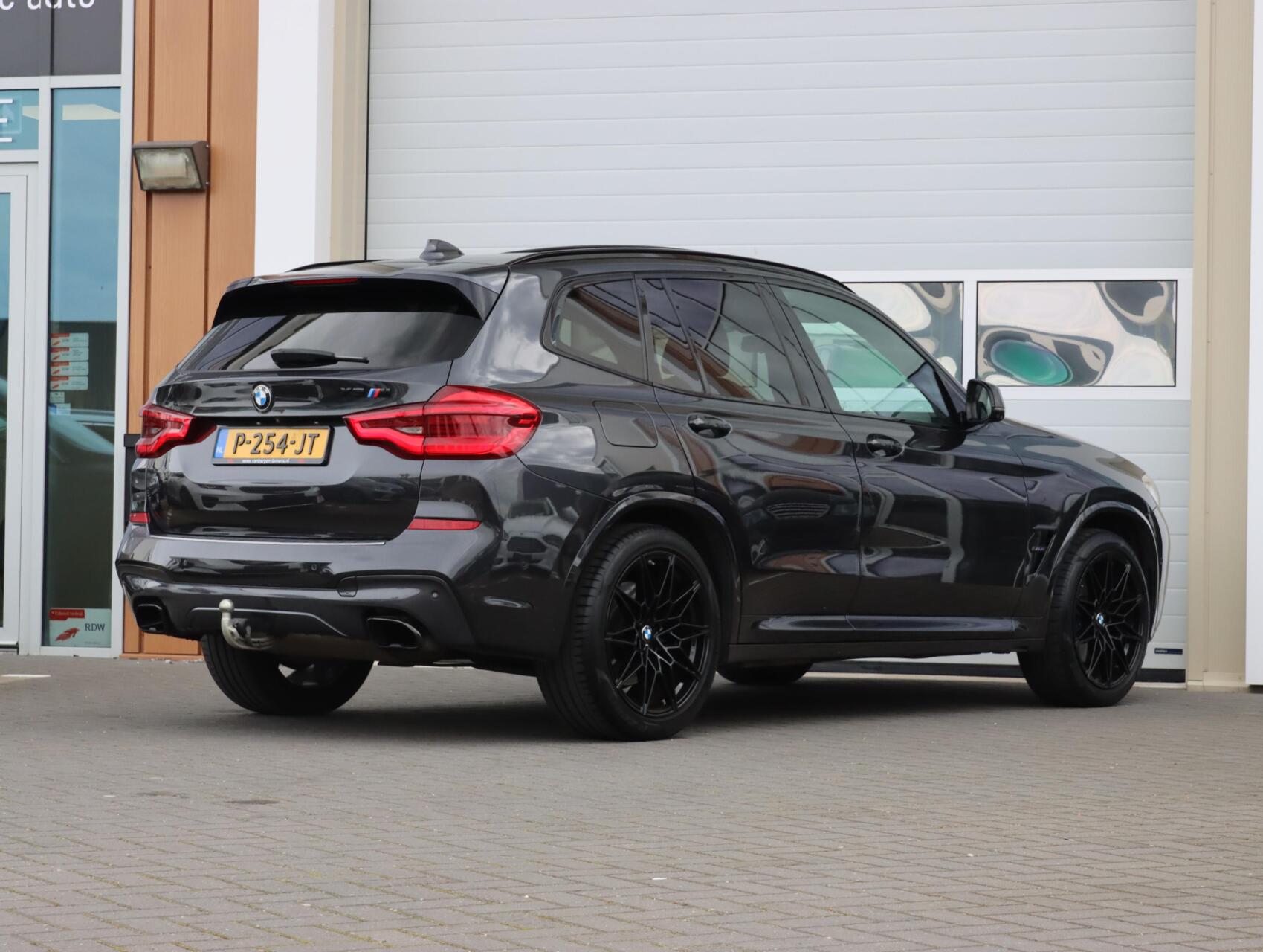 Foto van BMW X3 M40i
