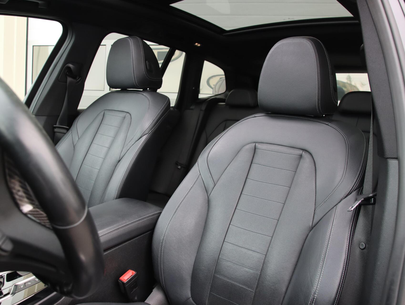 Foto van BMW X3 M40i