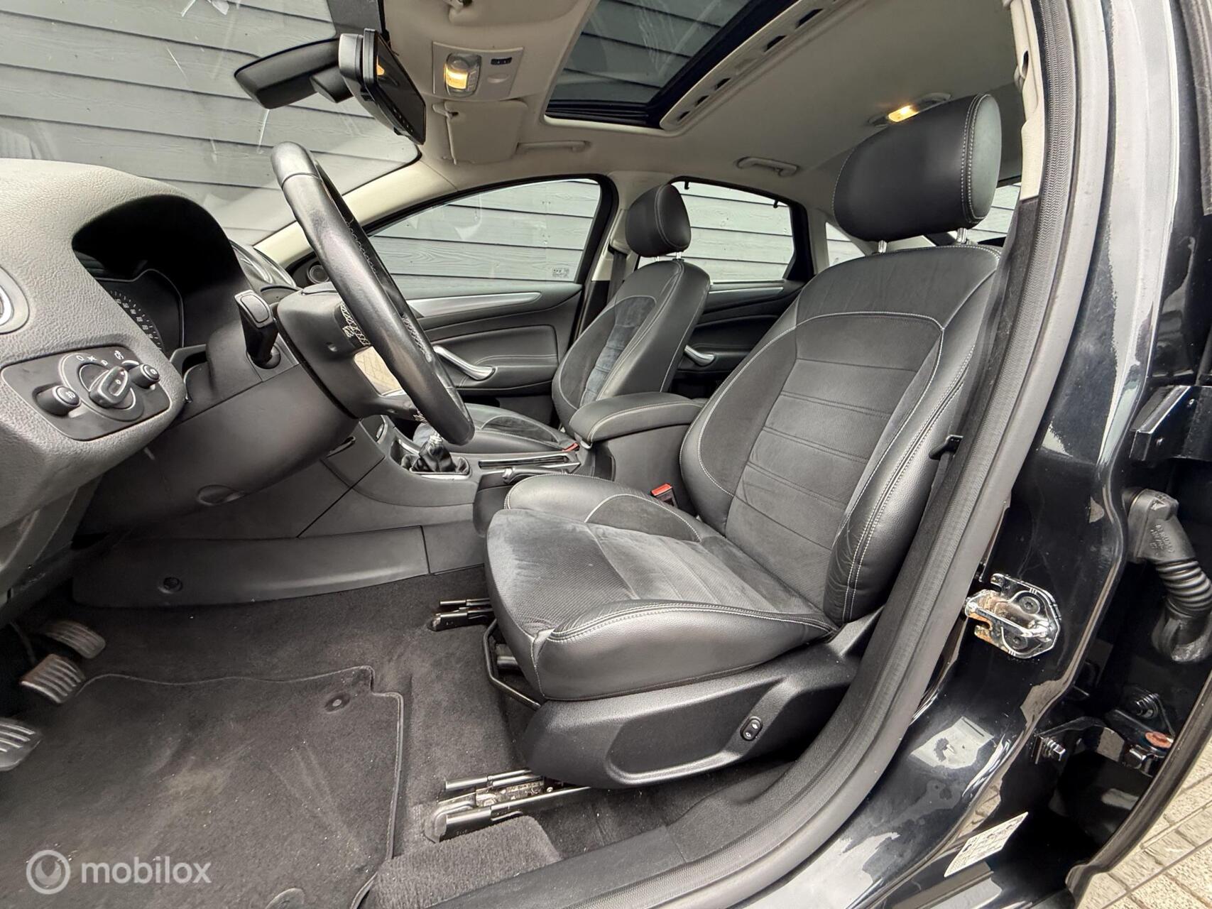 Foto van Ford Mondeo