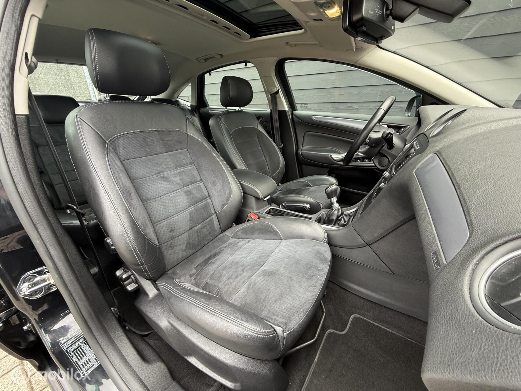 Foto van Ford Mondeo