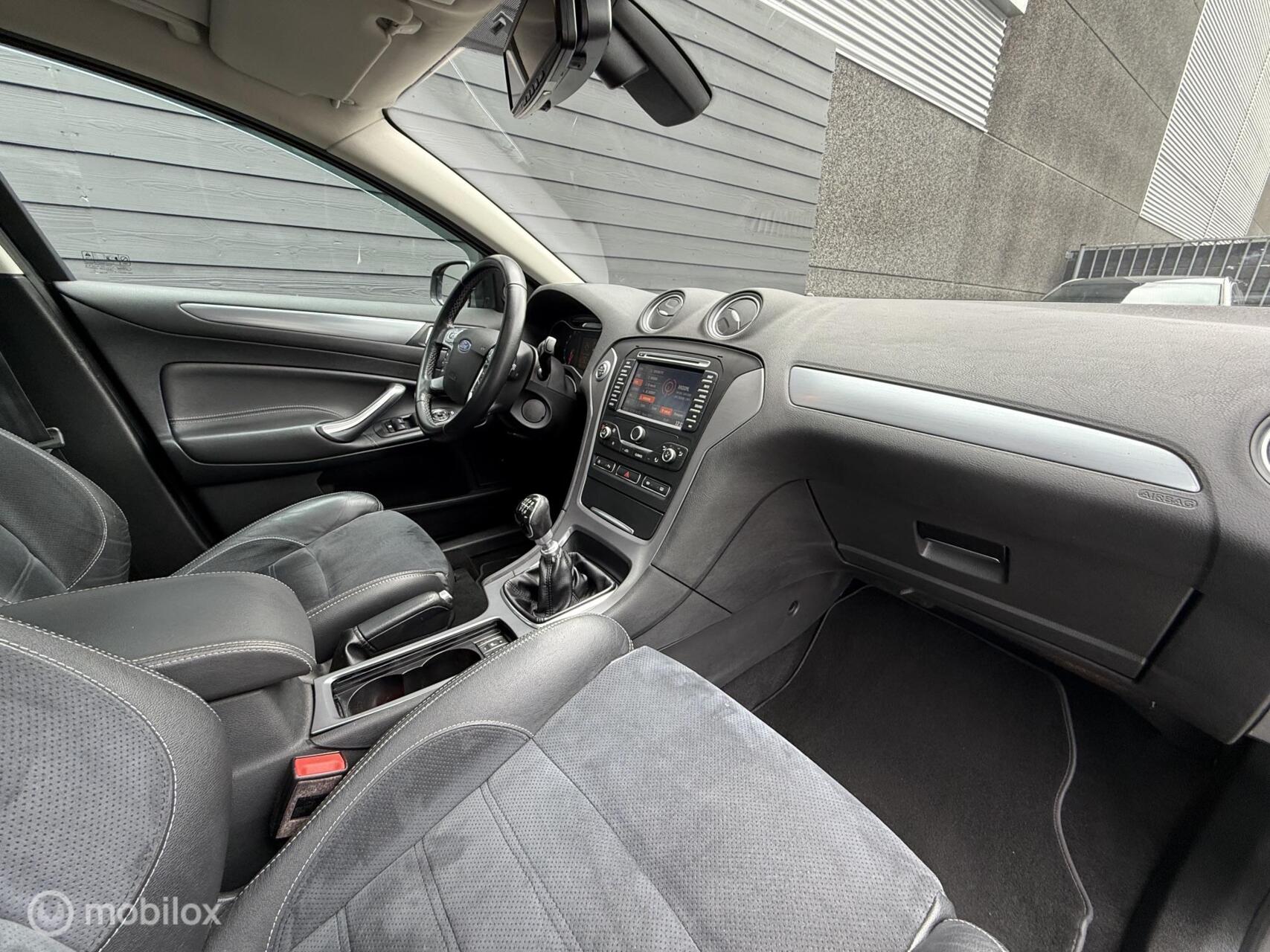Foto van Ford Mondeo