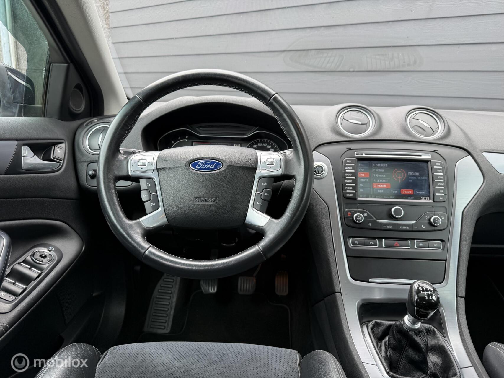 Foto van Ford Mondeo