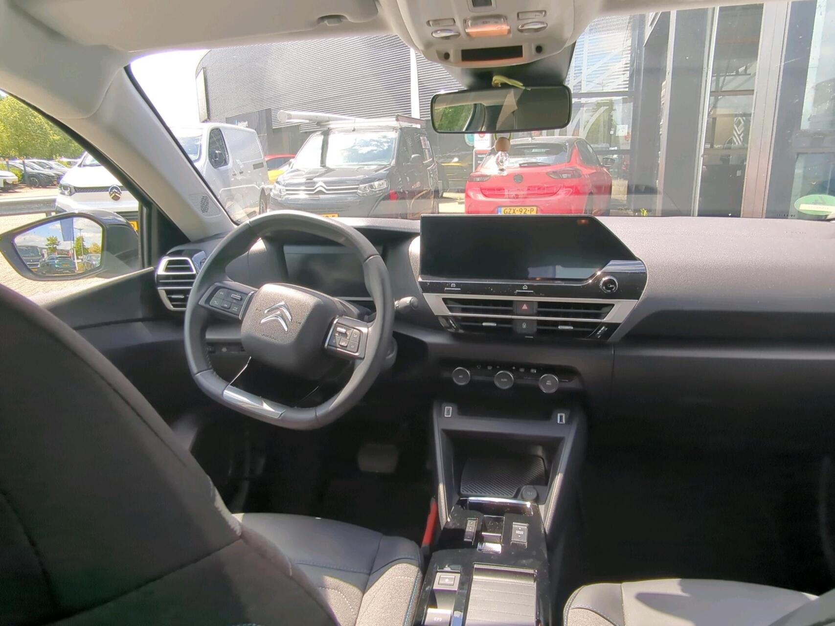 Foto van Citroen E-c4